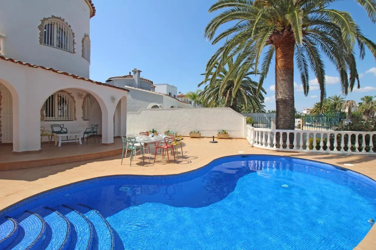 Apart-Rent Villa Llobregat 0108 Empuriabrava Španělsko