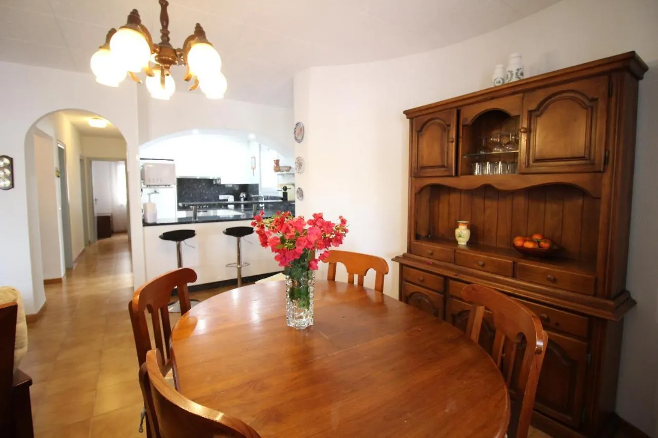 Apart-Rent Villa Llobregat 0108 Empuriabrava